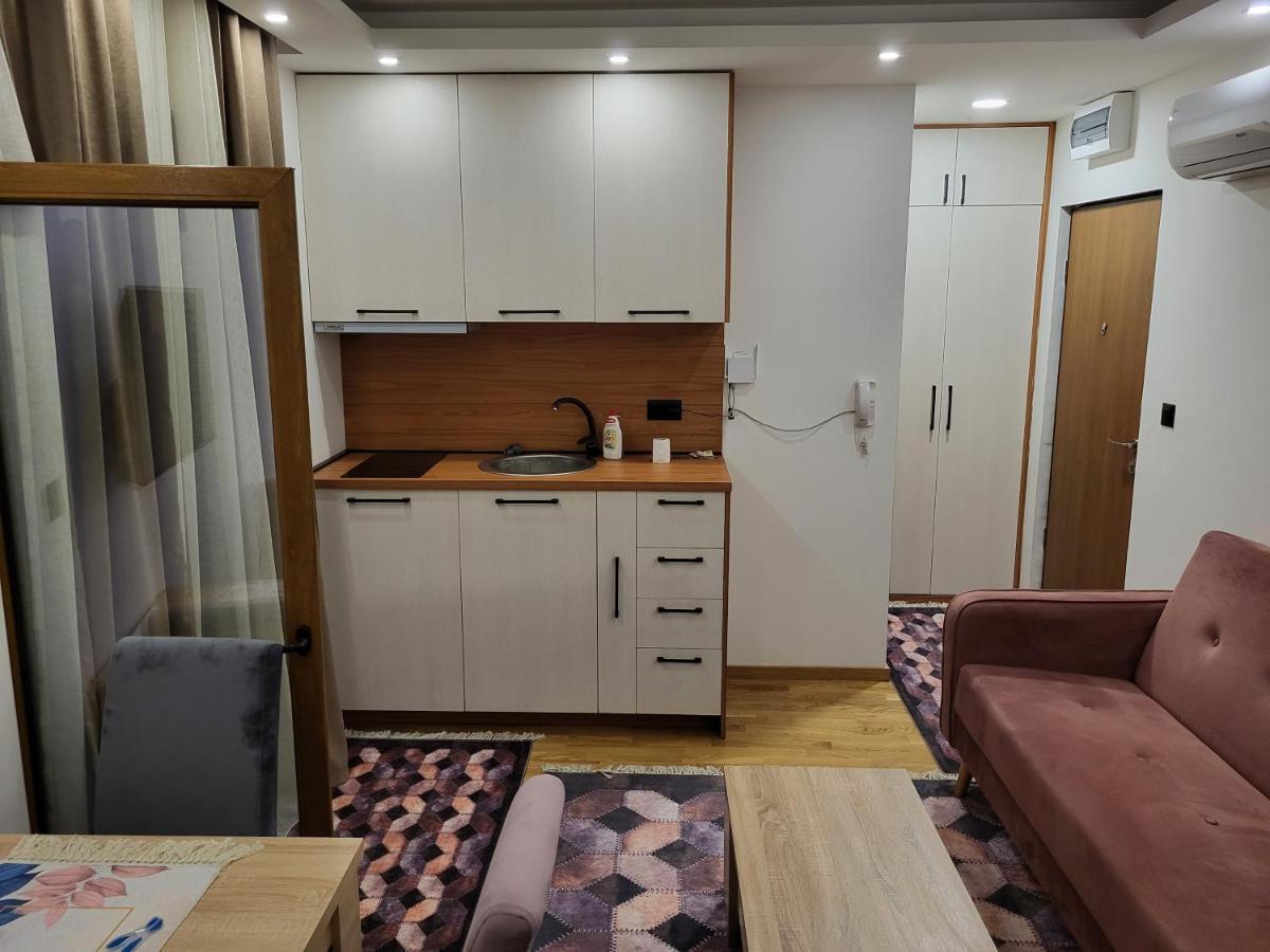 Lux Apartmani Bajova Cetinje Eksteriør bilde