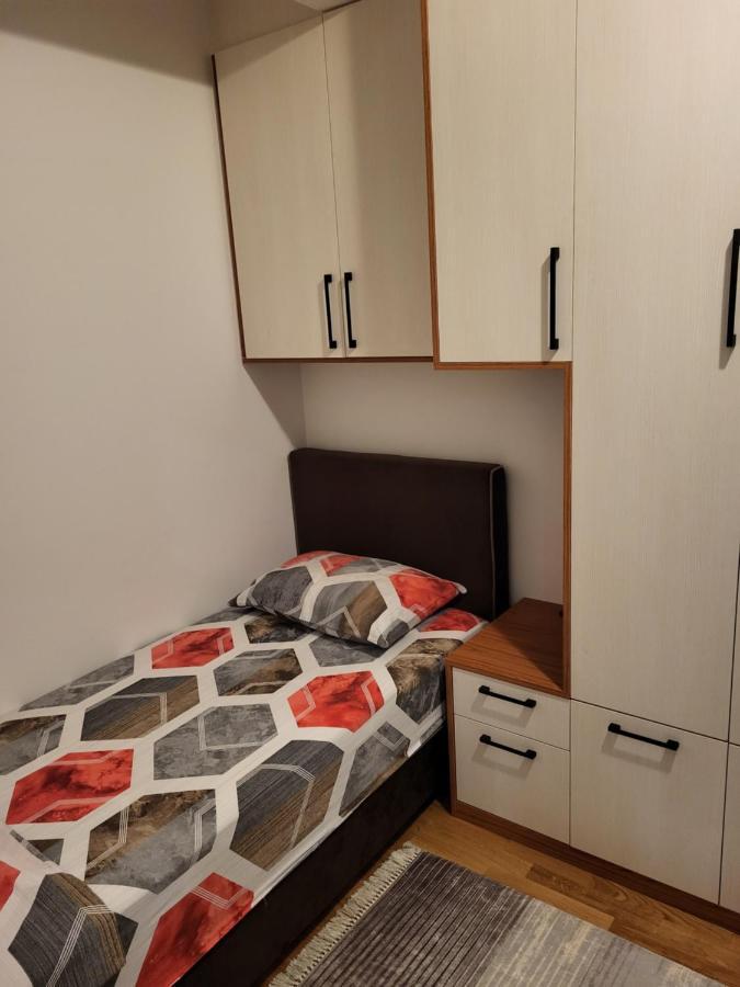 Lux Apartmani Bajova Cetinje Eksteriør bilde